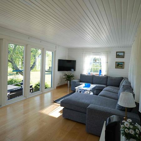 Rosenborgs Friluftspensionats Stugor Med Koek Farjestaden Ngoại thất bức ảnh